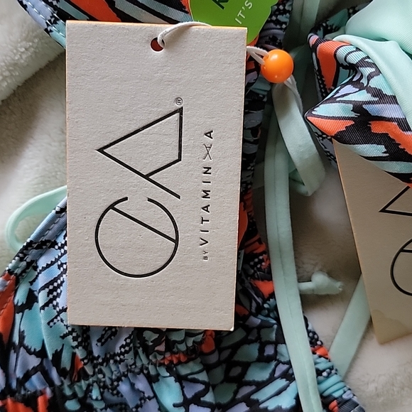 Vitamin A Bikini NWT - Picture 6 of 6